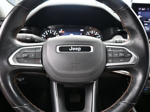 Used 2022 Jeep Compass Limited w/ Sun and Sound Group AWD/4WD image 29