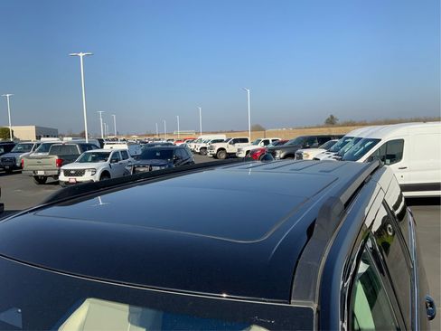 Used 2025 Ford Expedition Max Active image 12