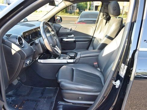 Used 2020 Mercedes-Benz GLB 250 4MATIC image 15