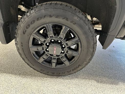 Certified 2025 GMC Sierra 2500 AT4 w/ AT4 Premium Plus Package AWD/4WD image 21