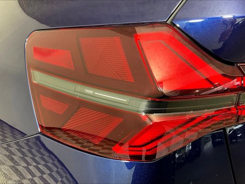 Certified 2025 BMW X3 xDrive30i w/ Premium Package AWD/4WD image 32