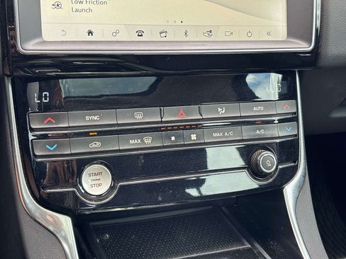 Used 2019 Jaguar XE RWD image 24