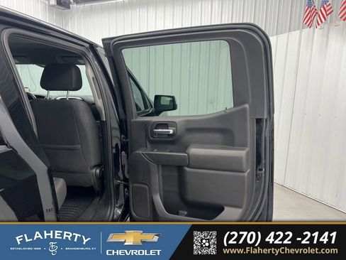 Used 2022 Chevrolet Silverado 1500 LT image 12