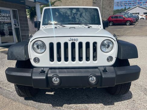 Used 2016 Jeep Wrangler Unlimited Sport w/ Quick Order Package 24S AWD/4WD image 2