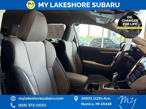 Certified 2025 Subaru Outback Premium AWD/4WD image 30