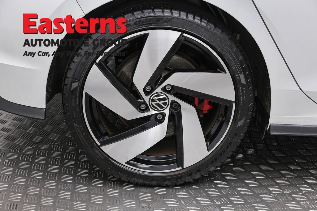 Used 2024 Volkswagen GTI S FWD image 31