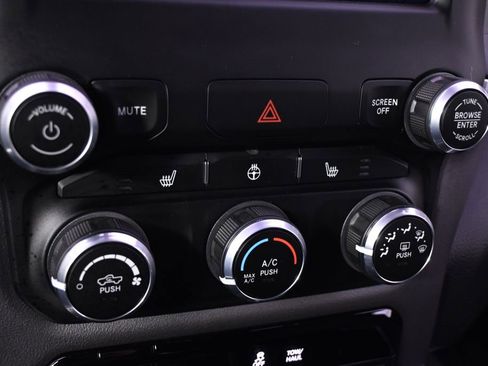 Used 2023 RAM 1500 Big Horn AWD/4WD image 30
