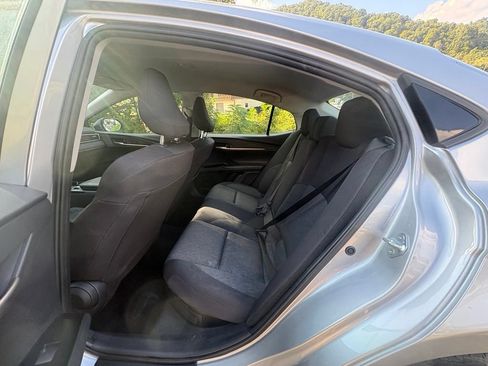 Used 2025 Toyota Camry LE FWD image 9