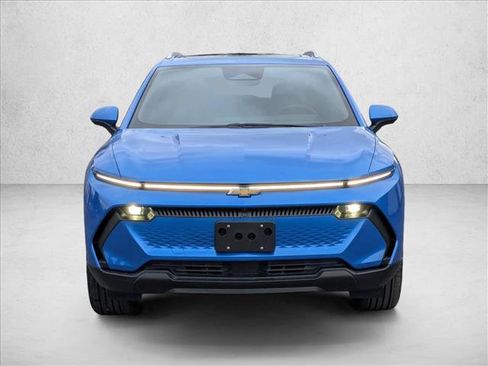 New 2026 Chevrolet Equinox EV LT image 6