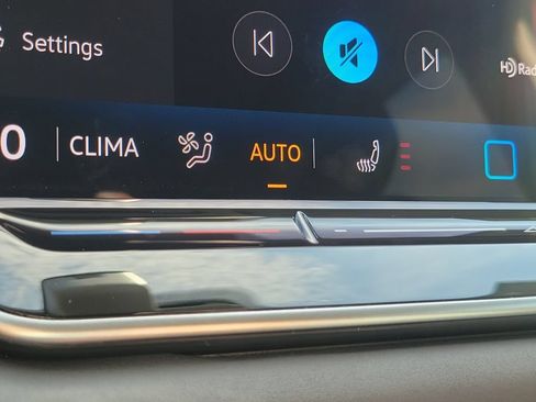 Certified 2026 Volkswagen Tiguan SE AWD/4WD image 26