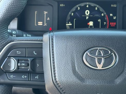 Certified 2025 Toyota Tacoma SR5 image 22