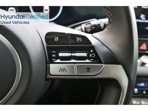 Certified 2023 Hyundai Elantra Limited FWD image 19