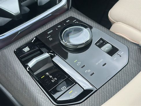 New 2026 BMW X3 xDrive30 w/ Premium Package image 25