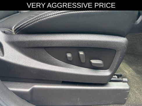 Used 2016 GMC Sierra 1500 Denali w/ Enhanced Driver Alert Package AWD/4WD image 24