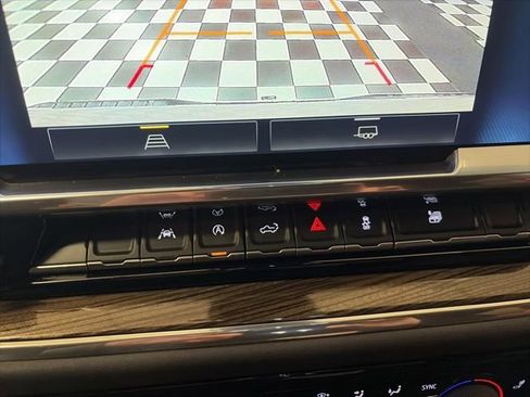 Used 2023 Chevrolet Silverado 1500 RST image 23