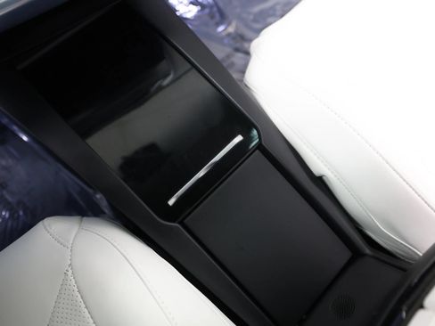 Used 2016 Tesla Model X Performance AWD/4WD image 34