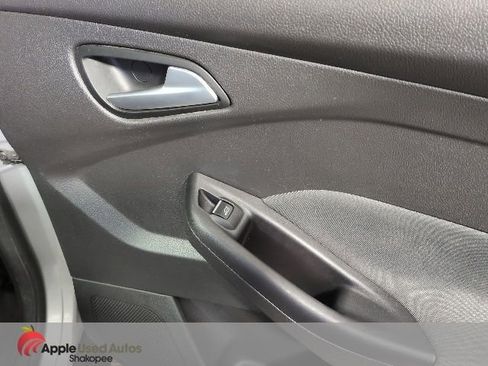 Used 2012 Ford Focus SEL FWD image 31