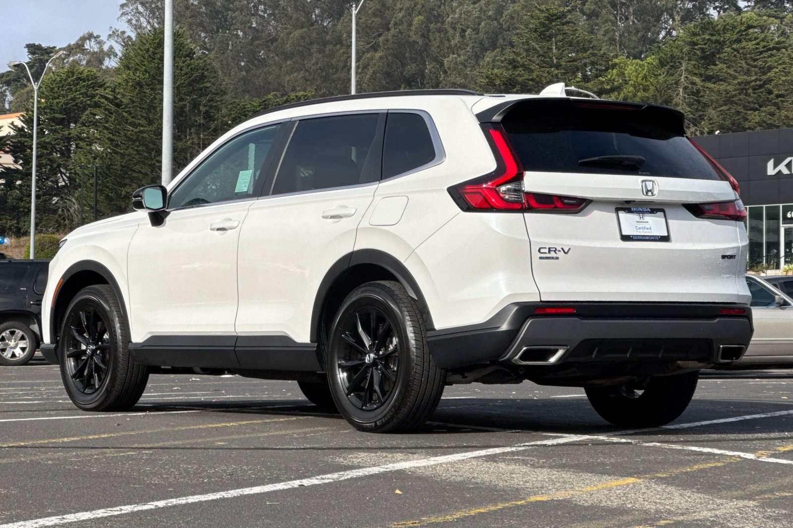 Used 2025 Honda CR-V Sport image 3
