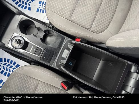 Used 2020 Ford Escape SE image 23