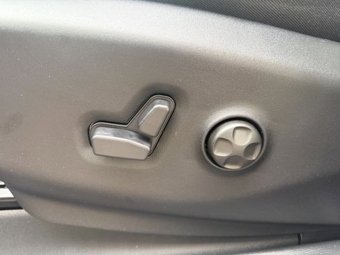 New 2026 Chrysler Voyager LX image 35