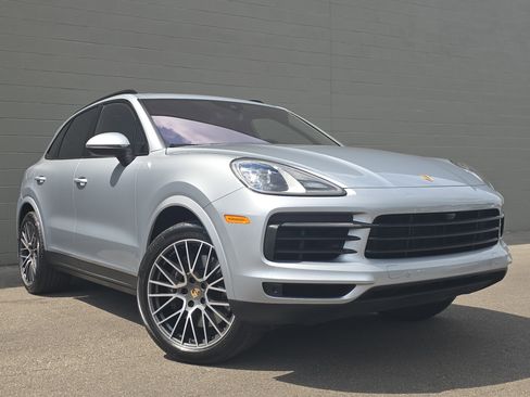 Certified 2023 Porsche Cayenne AWD/4WD image 14
