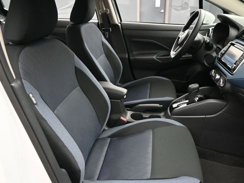 Used 2025 Nissan Versa SV w/ Trunk Package FWD image 14