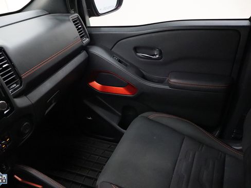Used 2024 Nissan Frontier Pro-X w/ Pro Convenience Package image 20
