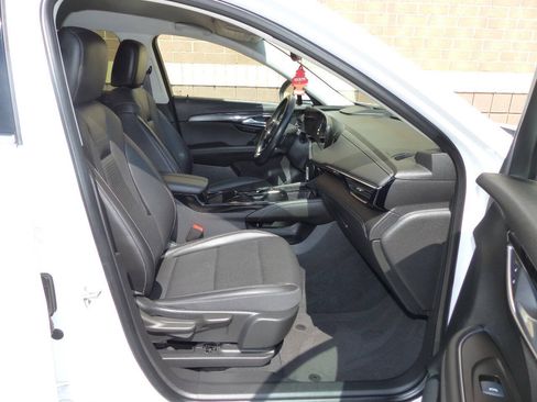 Used 2024 Buick Envision Preferred AWD/4WD image 36