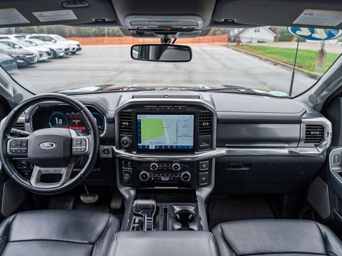 Used 2022 Ford F150 Lariat image 23