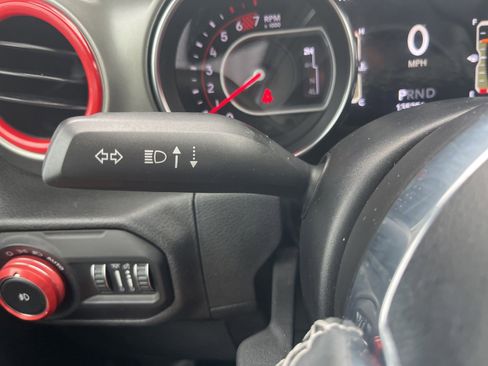 Used 2021 Jeep Wrangler Unlimited Rubicon AWD/4WD image 17