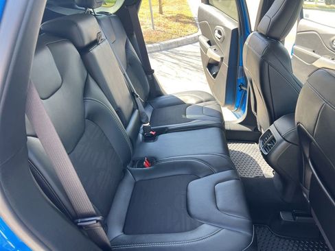 Certified 2022 Jeep Cherokee Latitude image 36