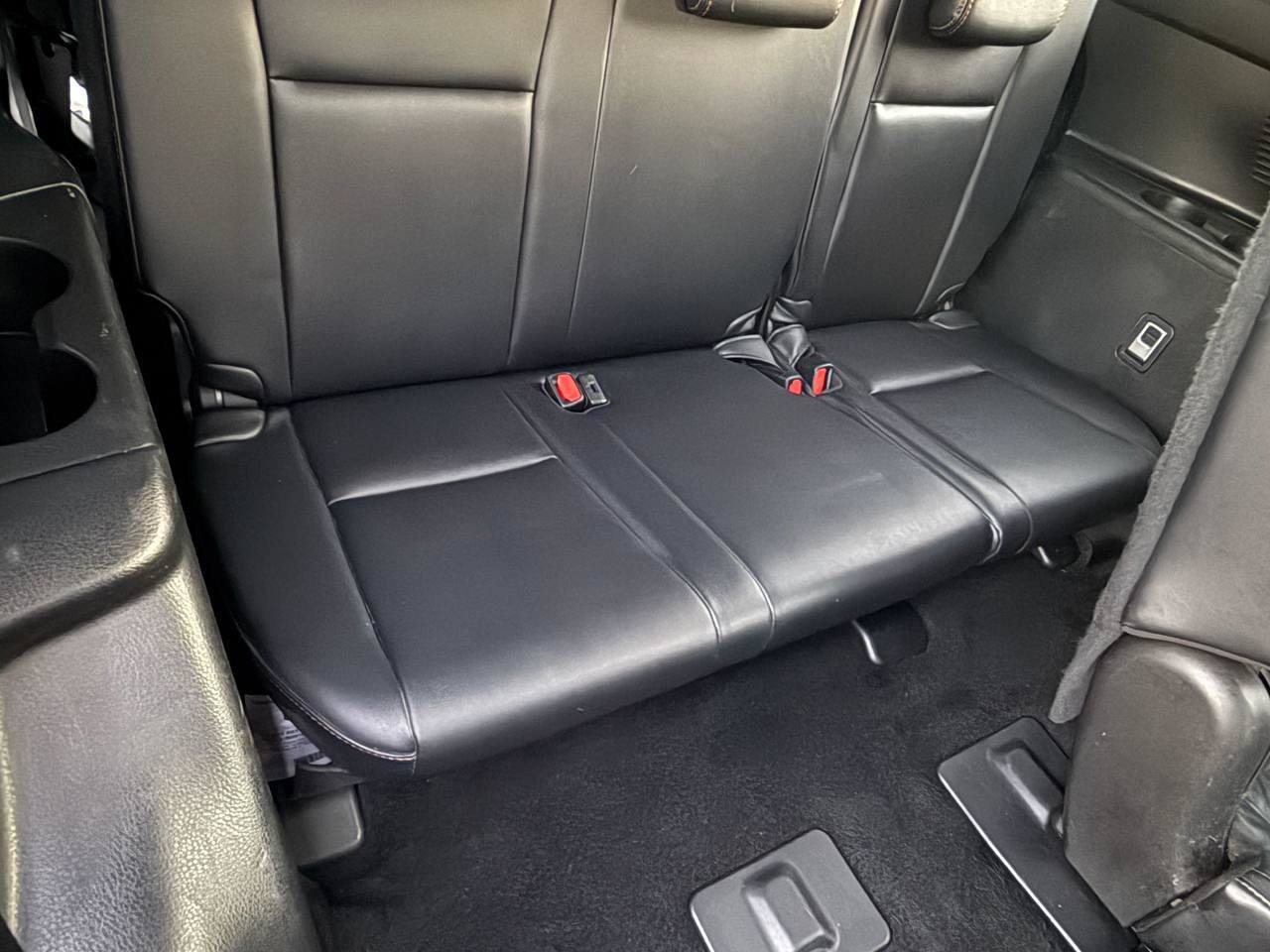 Used 2017 Toyota Highlander XLE AWD/4WD image 39