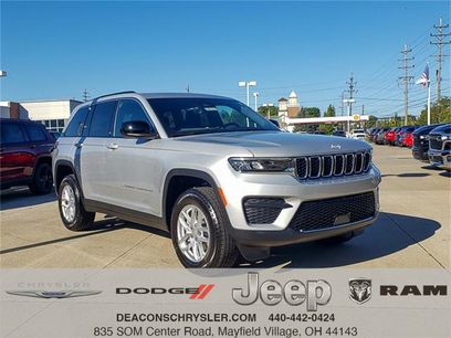 New 2025 Jeep Grand Cherokee Laredo X w/ Luxury Tech Group I
