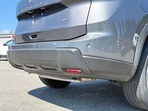 Used 2025 Nissan Rogue SV AWD/4WD image 27