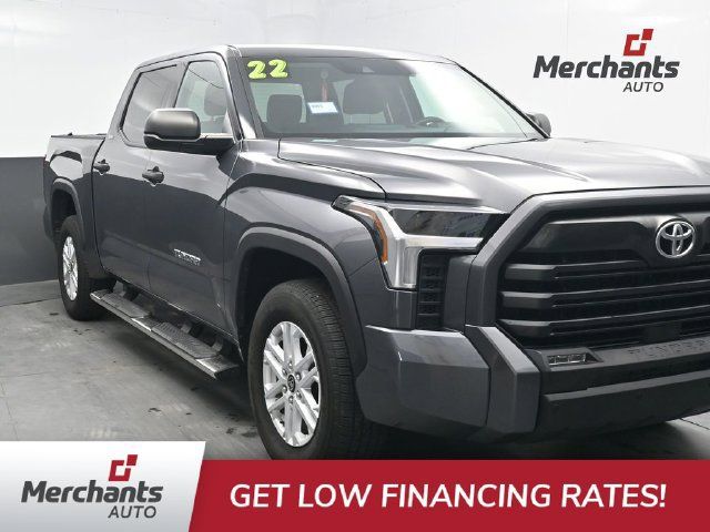 Used 2022 Toyota Tundra SR5 AWD/4WD image 1