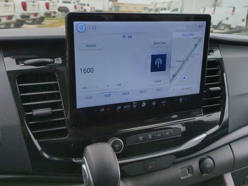 Used 2023 Ford Transit 350 XLT image 13