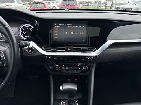 Certified 2022 Kia Niro LXS image 24