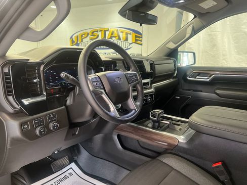 Used 2023 Chevrolet Silverado 1500 RST w/ Convenience Package II AWD/4WD image 19