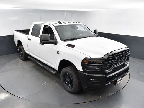 New 2025 RAM 2500 Tradesman w/ Bed Convenience Group AWD/4WD image 34