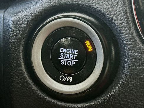 Used 2020 Dodge Durango GT image 27