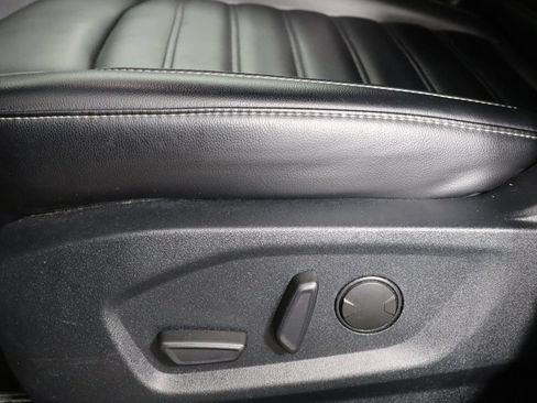 Used 2020 Ford Edge SEL w/ Cold Weather Package AWD/4WD image 23