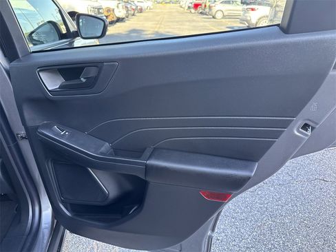 Used 2025 Ford Escape Active image 16