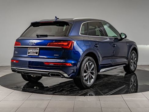 Used 2023 Audi Q5 2.0T Premium w/ Convenience Package AWD/4WD image 5