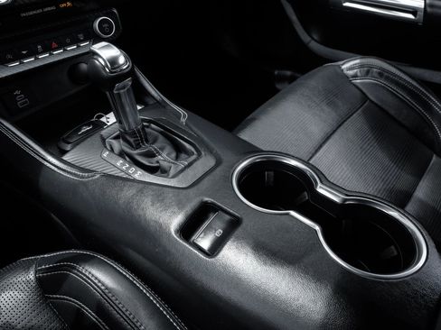 Used 2025 Ford Mustang GT Premium RWD image 31