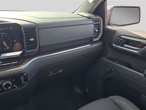 Used 2023 Chevrolet Silverado 1500 LT AWD/4WD image 24
