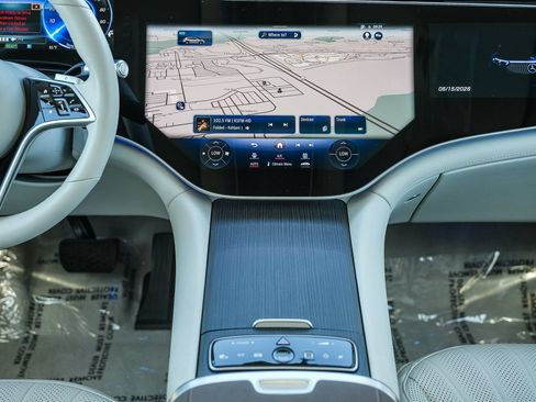 Certified 2023 Mercedes-Benz EQS 580 4MATIC SUV image 13