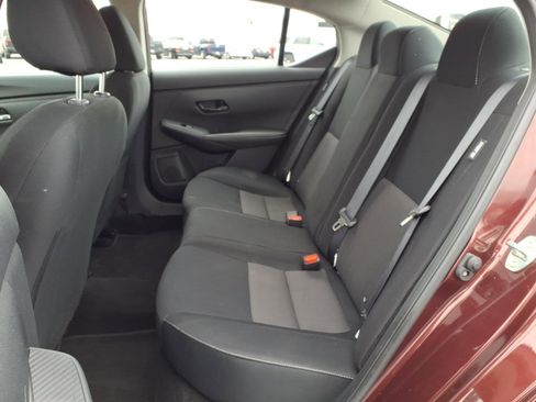 Used 2025 Nissan Sentra SV image 17