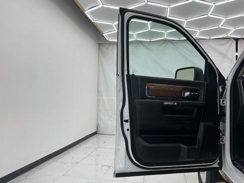 Used 2014 RAM 1500 Laramie Longhorn w/ Convenience Group AWD/4WD image 18