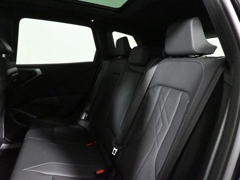 Used 2025 BMW X3 xDrive30i w/ M Sport Package image 4