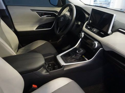 Used 2024 Toyota RAV4 XLE Premium image 24